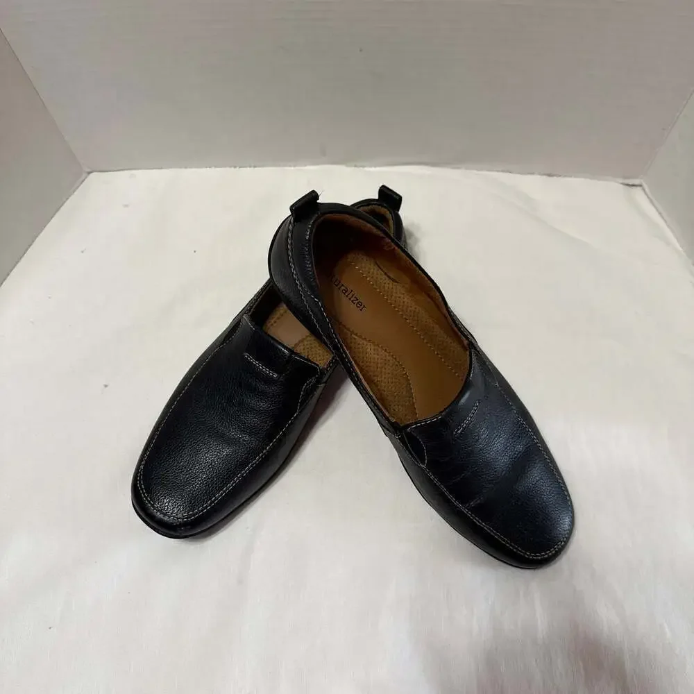 Naturalizer women's Black Pebbled Leather Slip-On Comfort Loafers